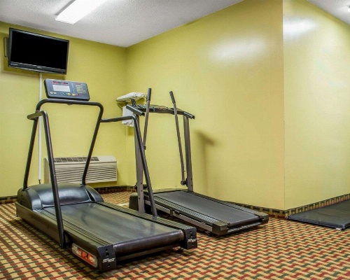 Quality Inn Lockport image 5